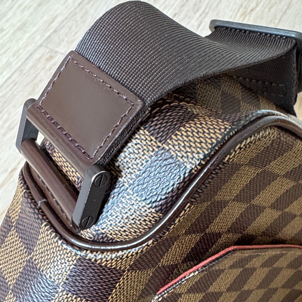 Louis Vuitton Brown Damier Ebene Messenger Crossbody Bag - Picture 16 of 16